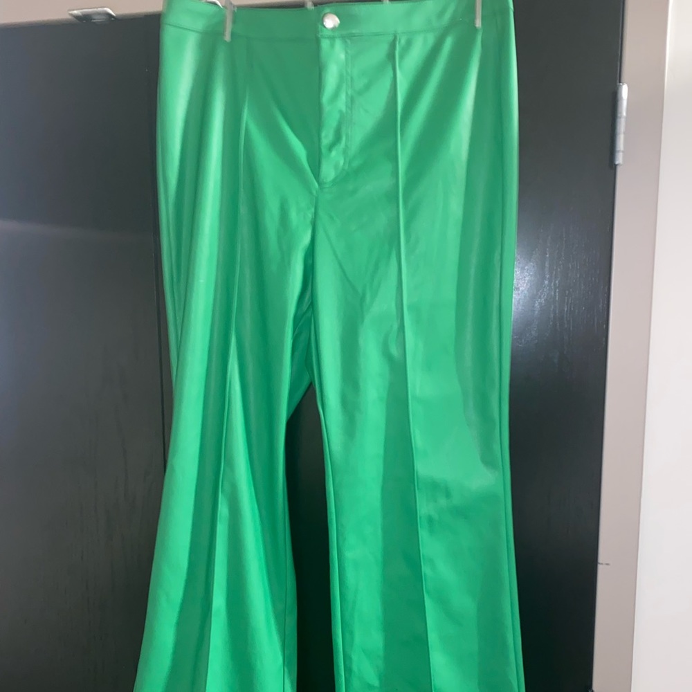 🏷4 for $60🏷 Faux Leather Pants